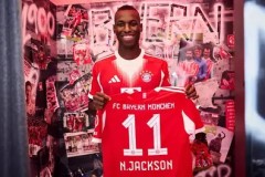 皇家马德里20岁中场新星：新生代力量，金球奖候选人崛起