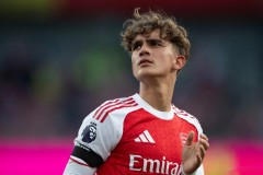 曼联逆转利物浦，滕哈赫战术调整助英超焦点战逆袭胜利